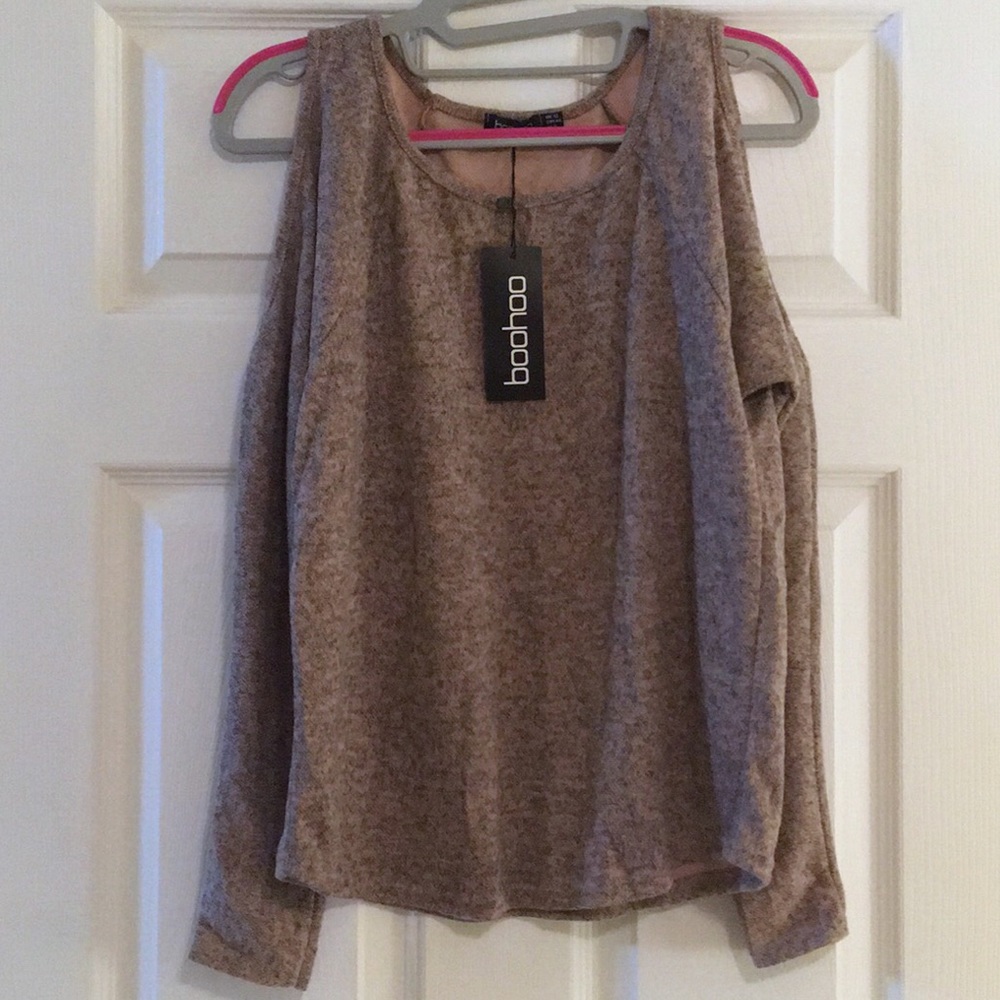 Boohoo| Cold Shoulder Top
